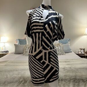 ARANCLA Black Off White S Geometric Zebra Sleeveless Stretch Mini Dress Tie Back